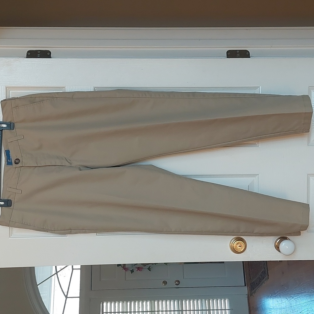 Lee Total Freedom Classic Fit Khaki Pants